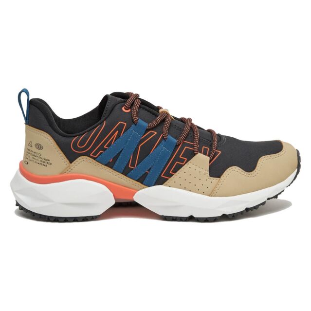 Oakley trainers deals