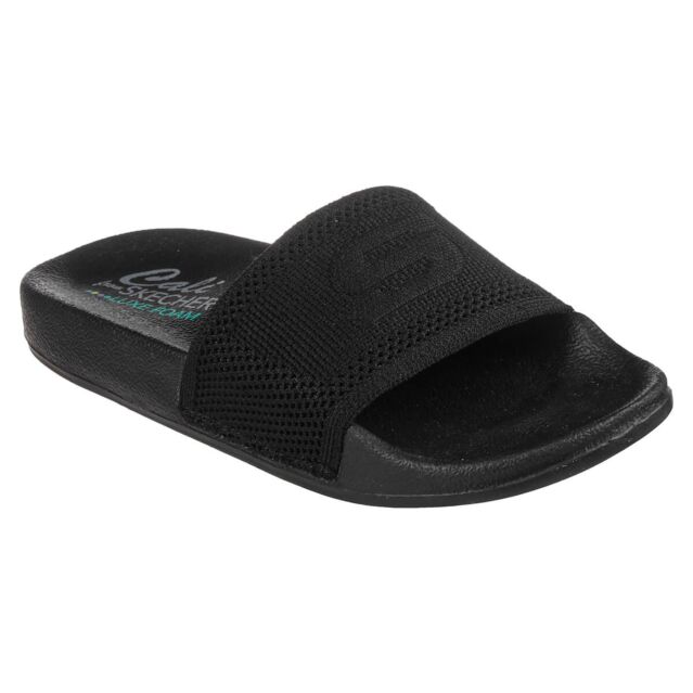 Sketchers pop ups shop