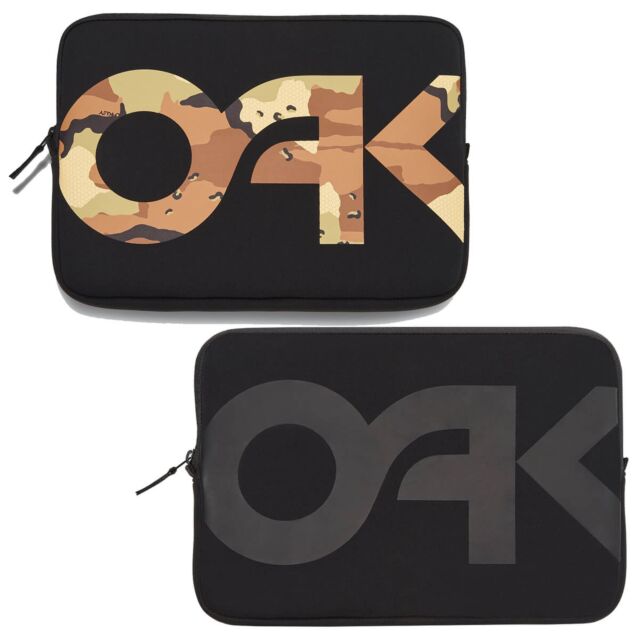 Oakley Mens B1B Camo Zipped Commute Protective Padded Tablet Laptop Case
